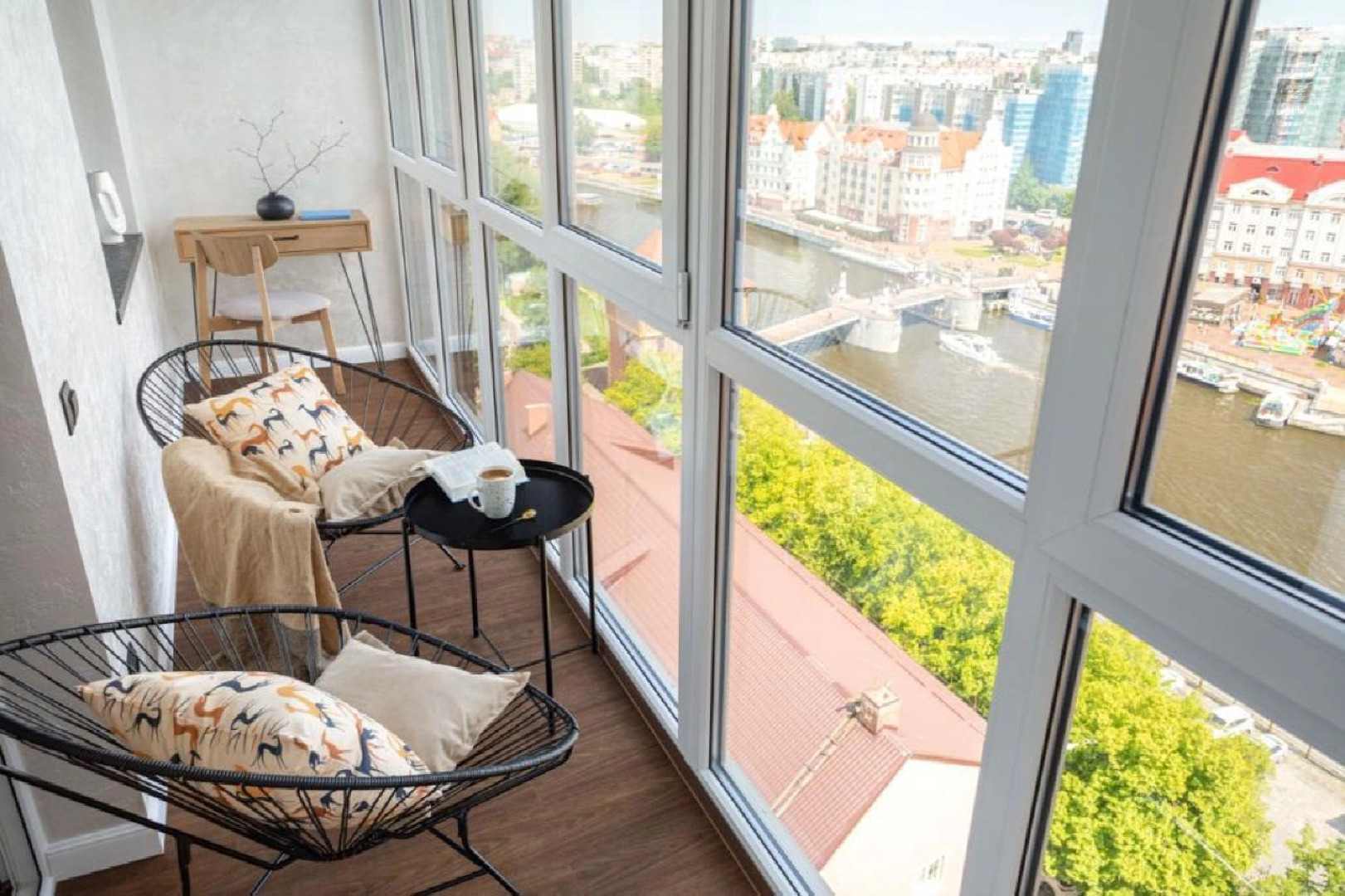 Апартаменты на Эпроновской 15