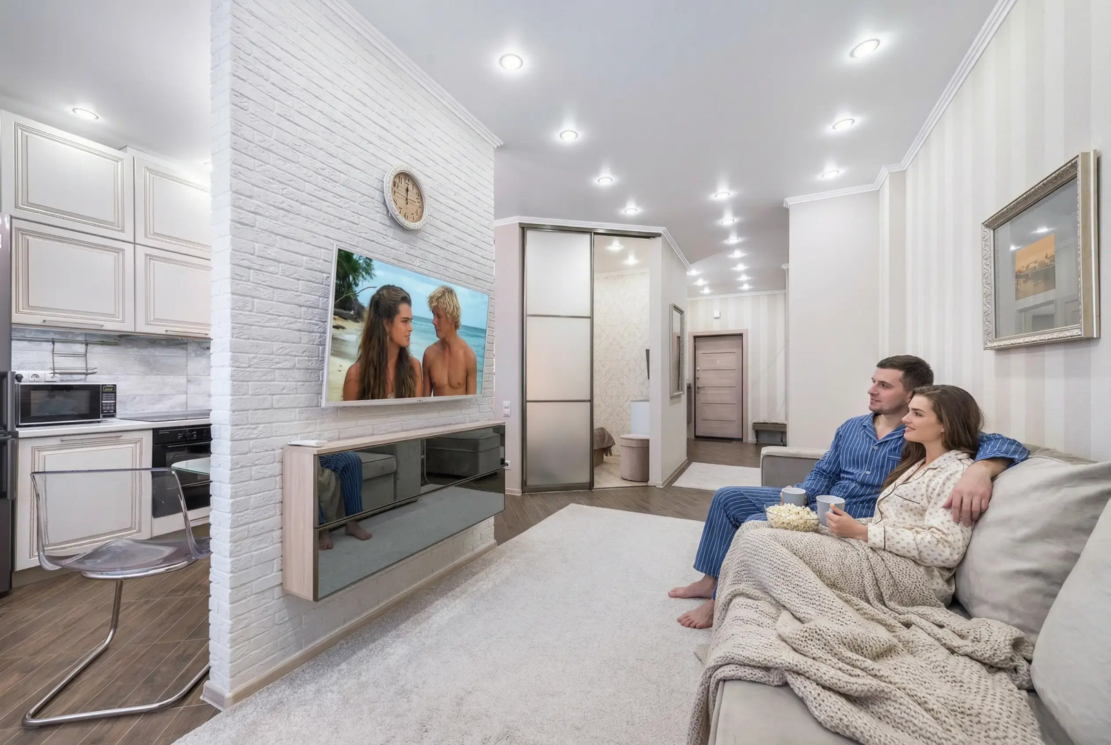 Апартаменты Admiral nearby Hilton 1