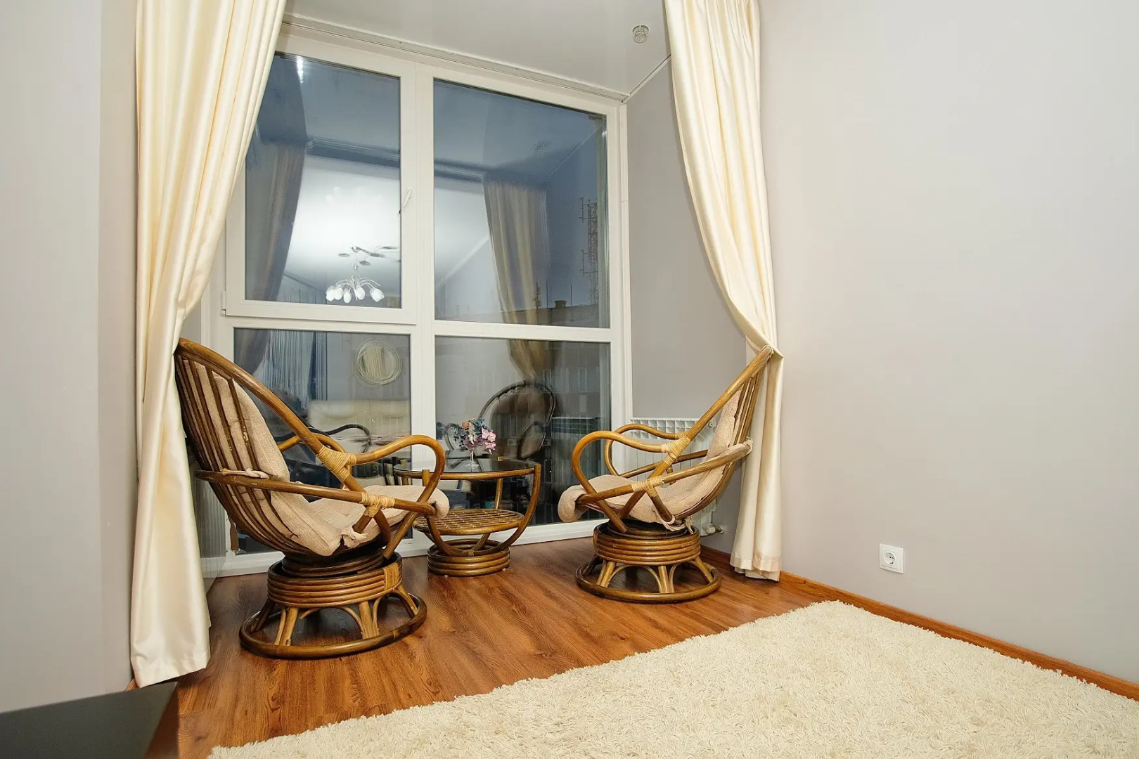 Квартира 2-комнатная, 50 м², 17/19 этаж