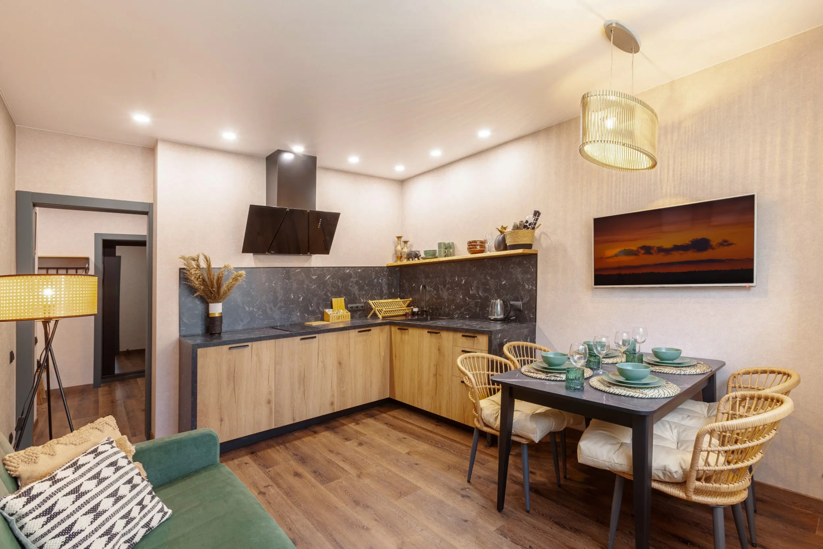 Квартира Aparts Pro+ ЭкоШарм — стильная с уютной атмосферой