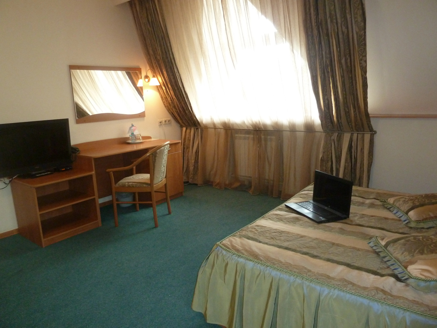 Отель Колибри