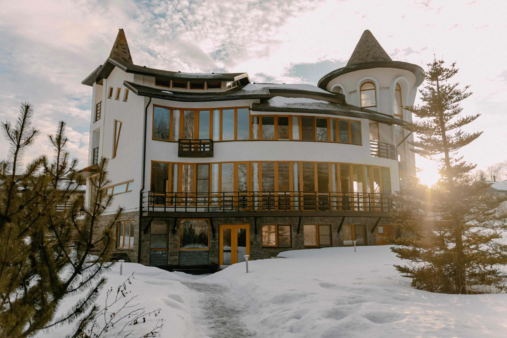 Частный дом Шато Снегири