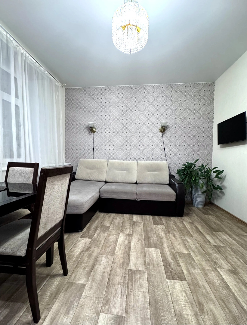 Квартира 2-комнатная Cтудия Yarapartments на Октября 11