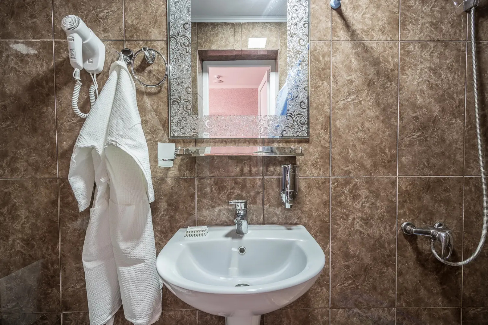 Гостевой Дом White Lion