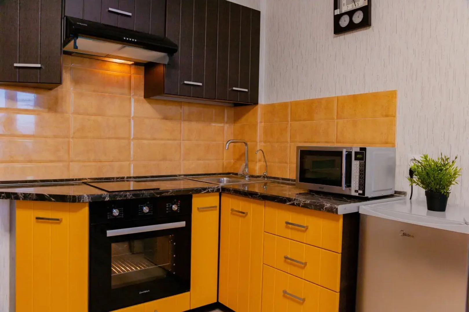 Апартаменты на Революции 48а