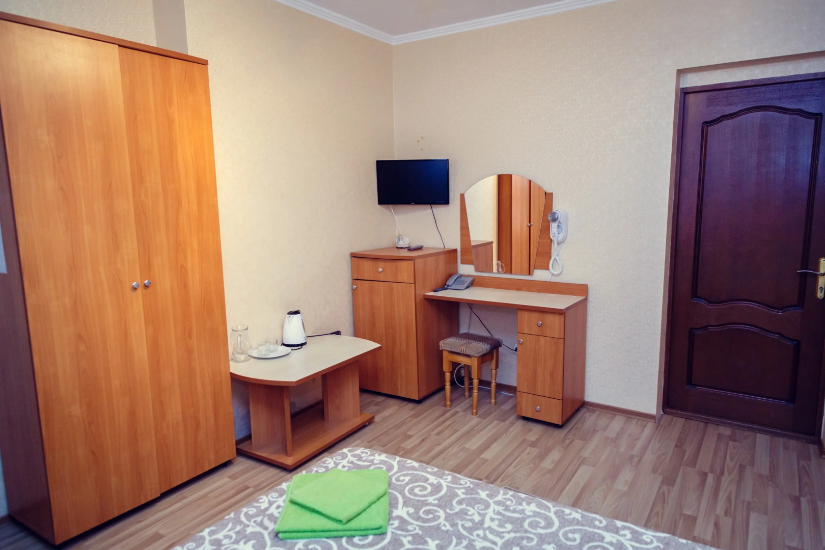 Отель София