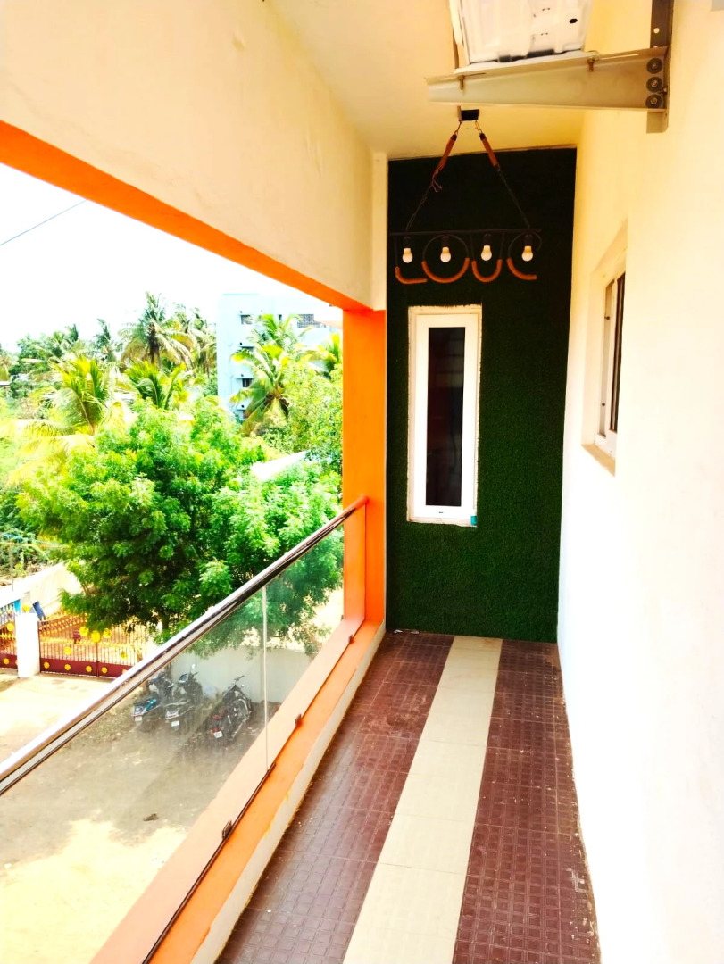 Отель ASS Happystay Inn