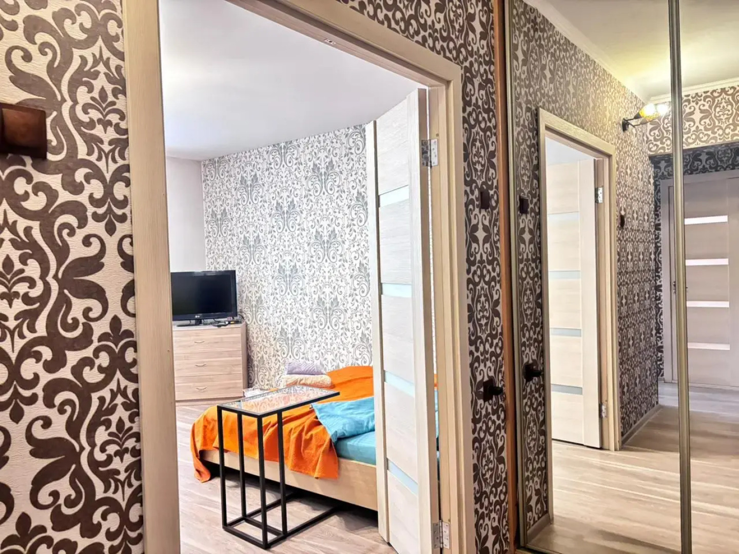 Квартира Rooms 55