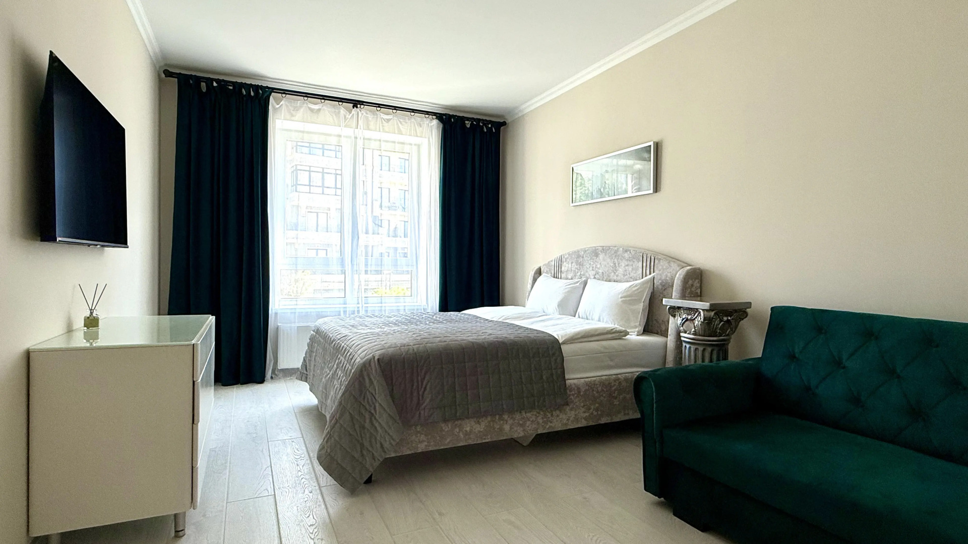 Апартаменты просторные ApartMari Пионерский: на первой линии с выходом на пляж