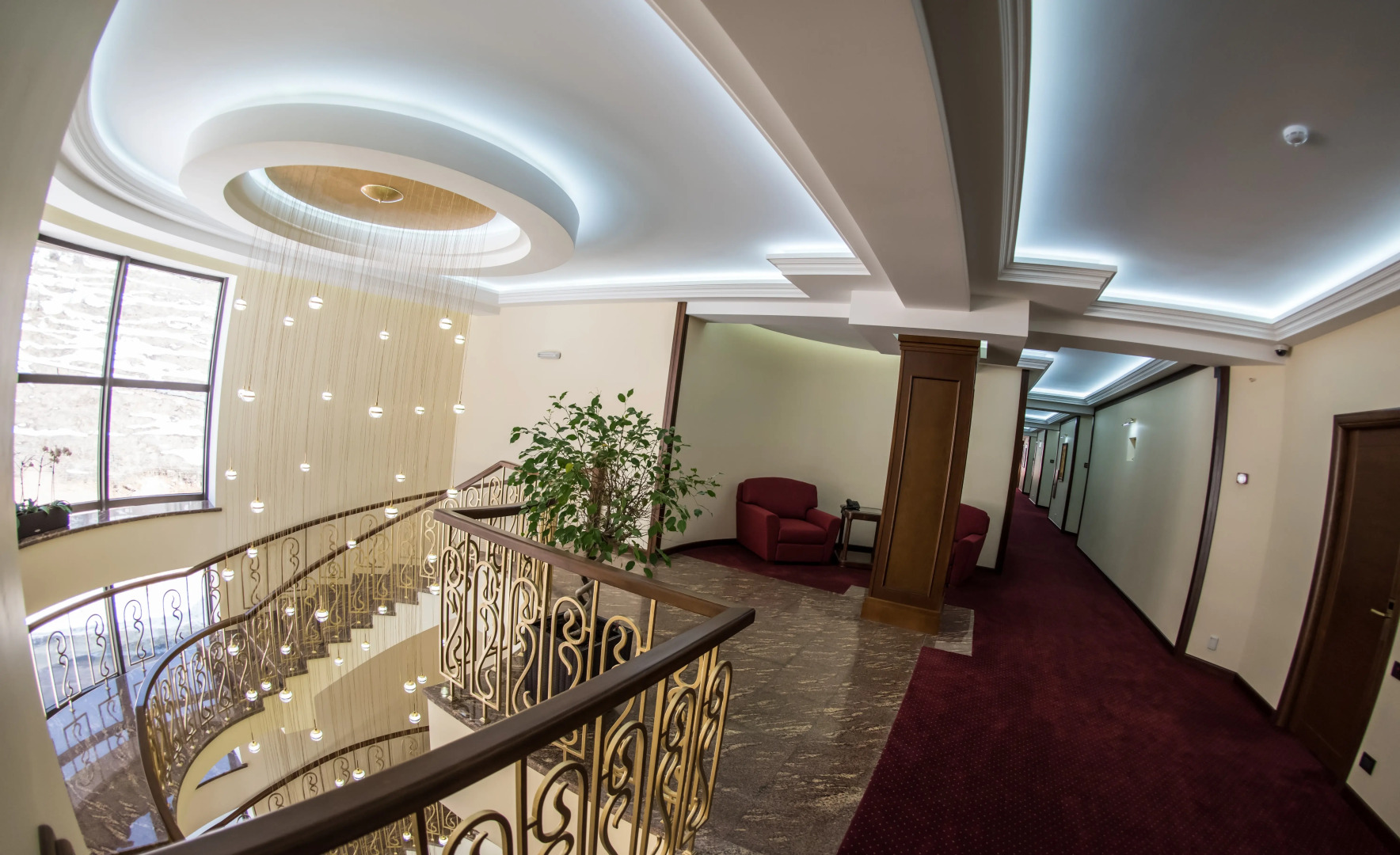 Курортный отель Elegant