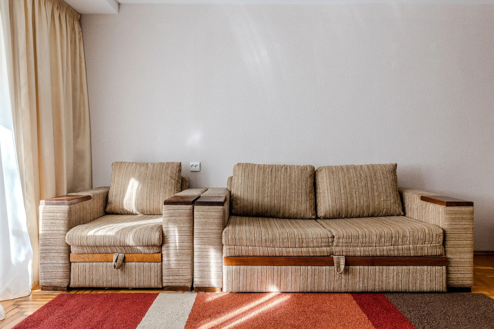 Квартира на улице Мележа 4