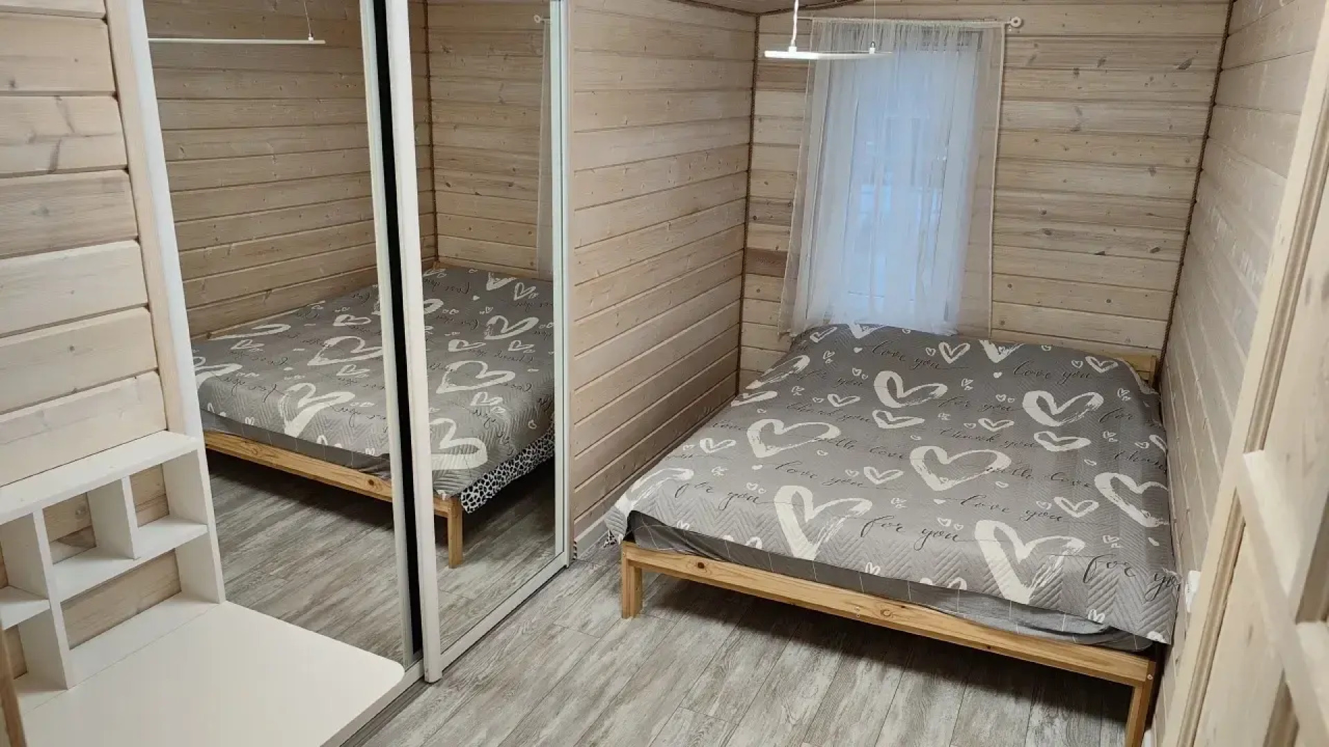 Частный дом Lux 130 кв.м в сосновом лесу на берегу озера в Рощино