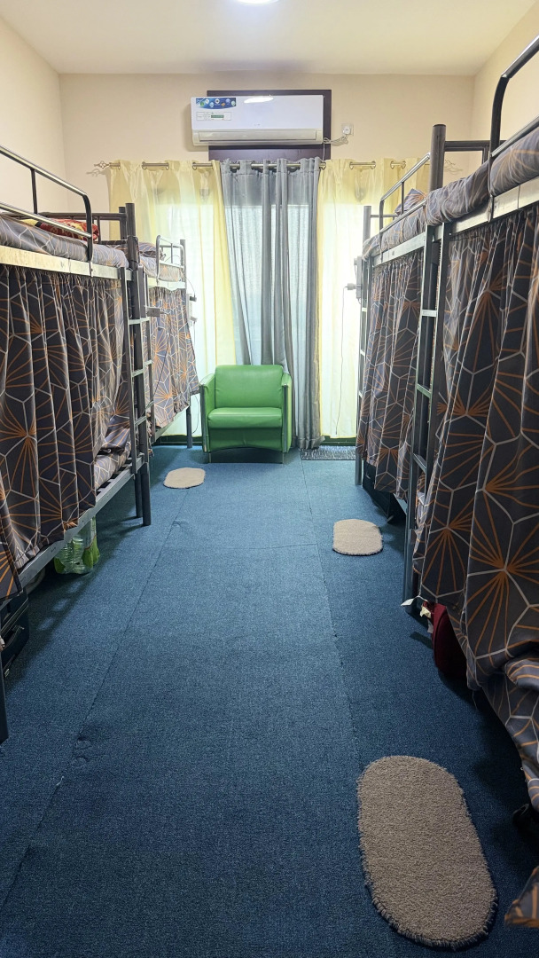 Хостел Rovers Boys Dubai