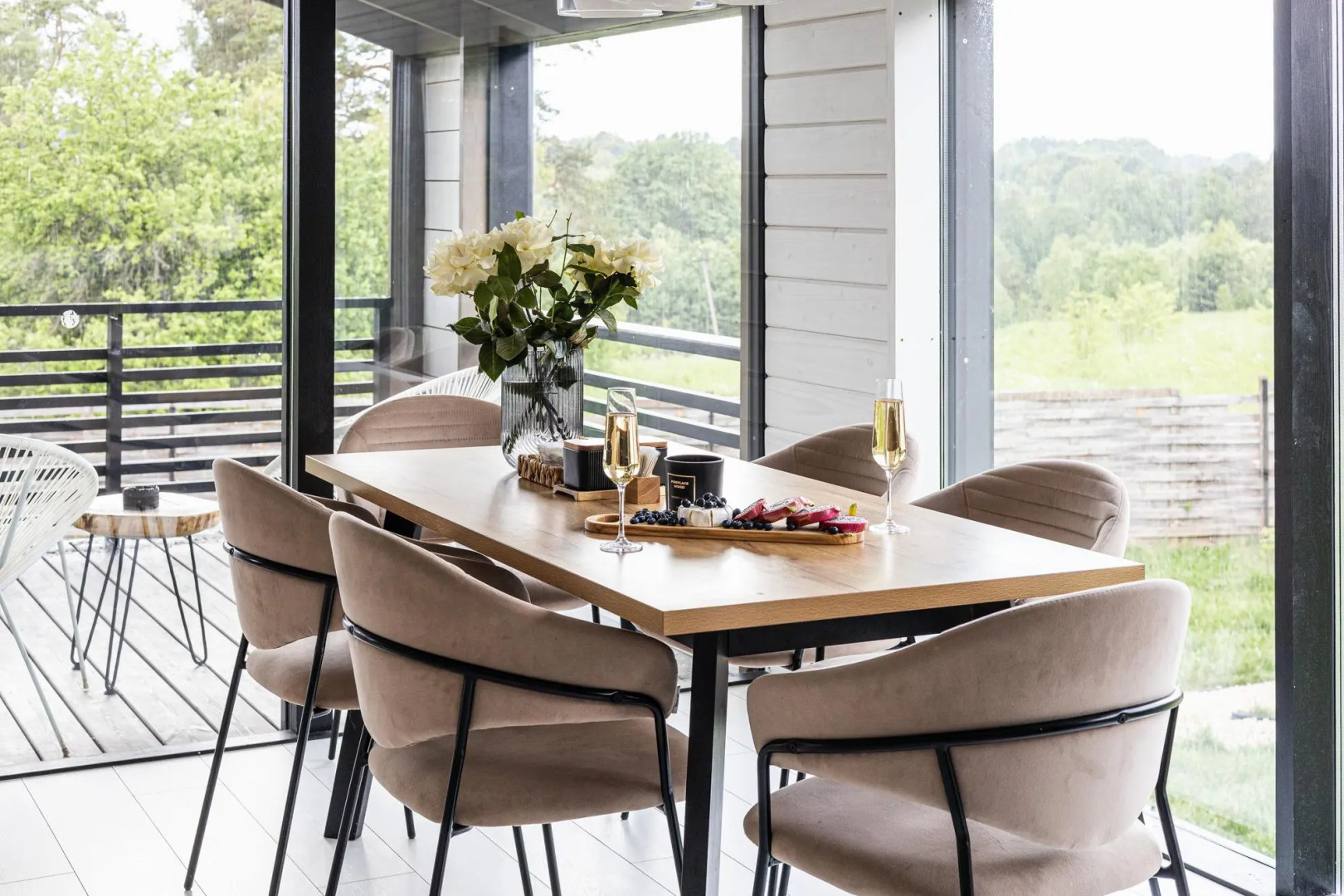 Частный Дом с шикарным видом на закаты с панорамной сауной и купелью