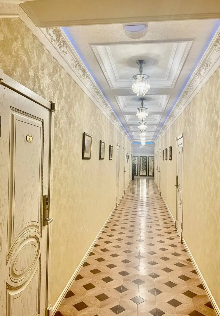 Отель Империя