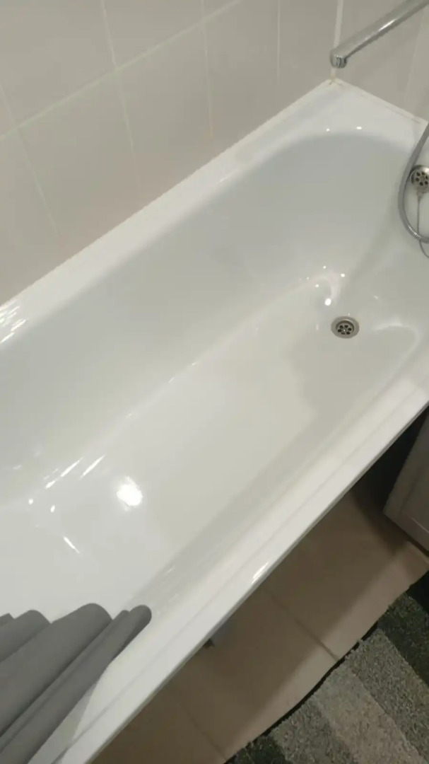 Апартаменты Двухкомнатная квартира с ремонтом рядом с озером