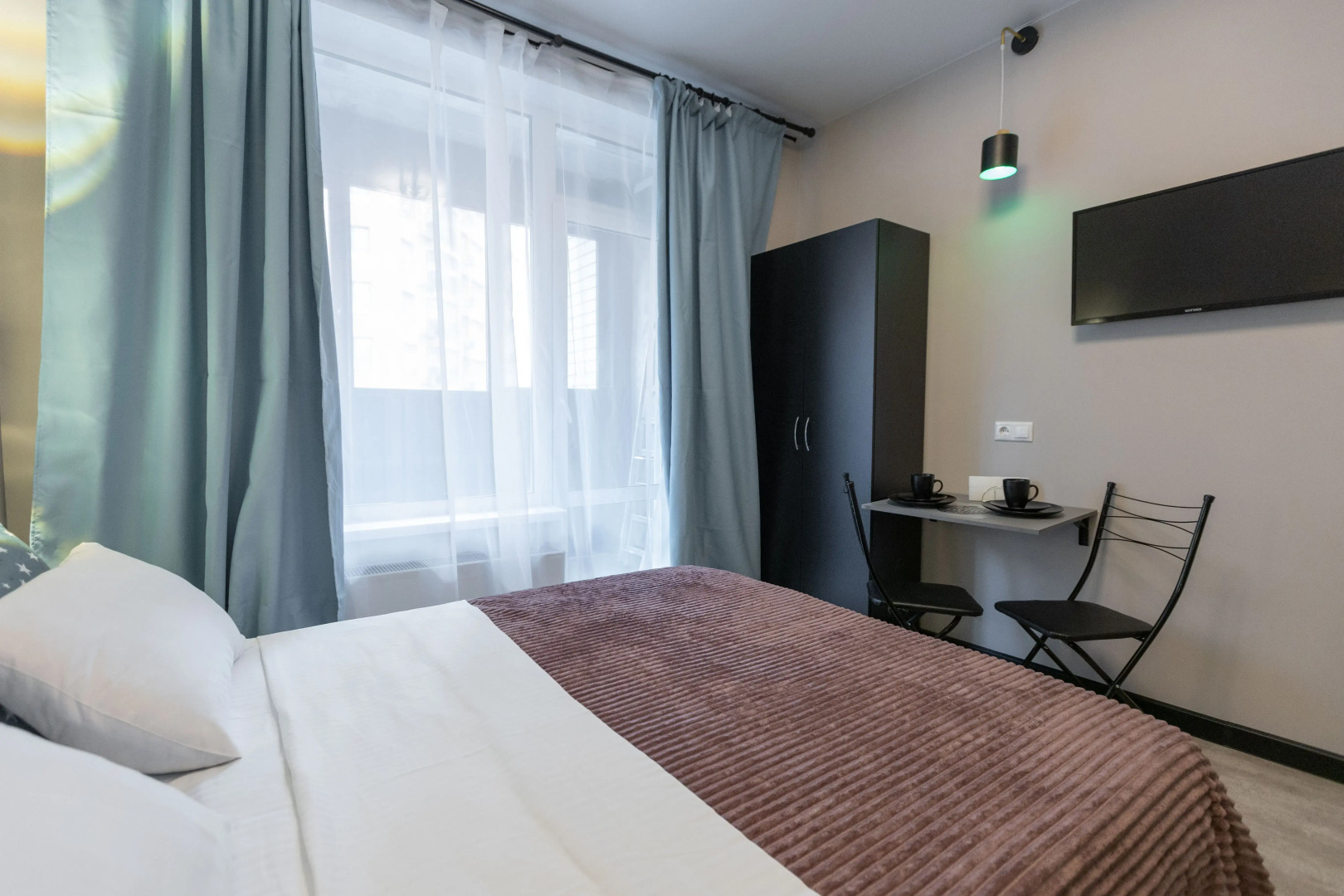 Апартаменты на П. Романова 11