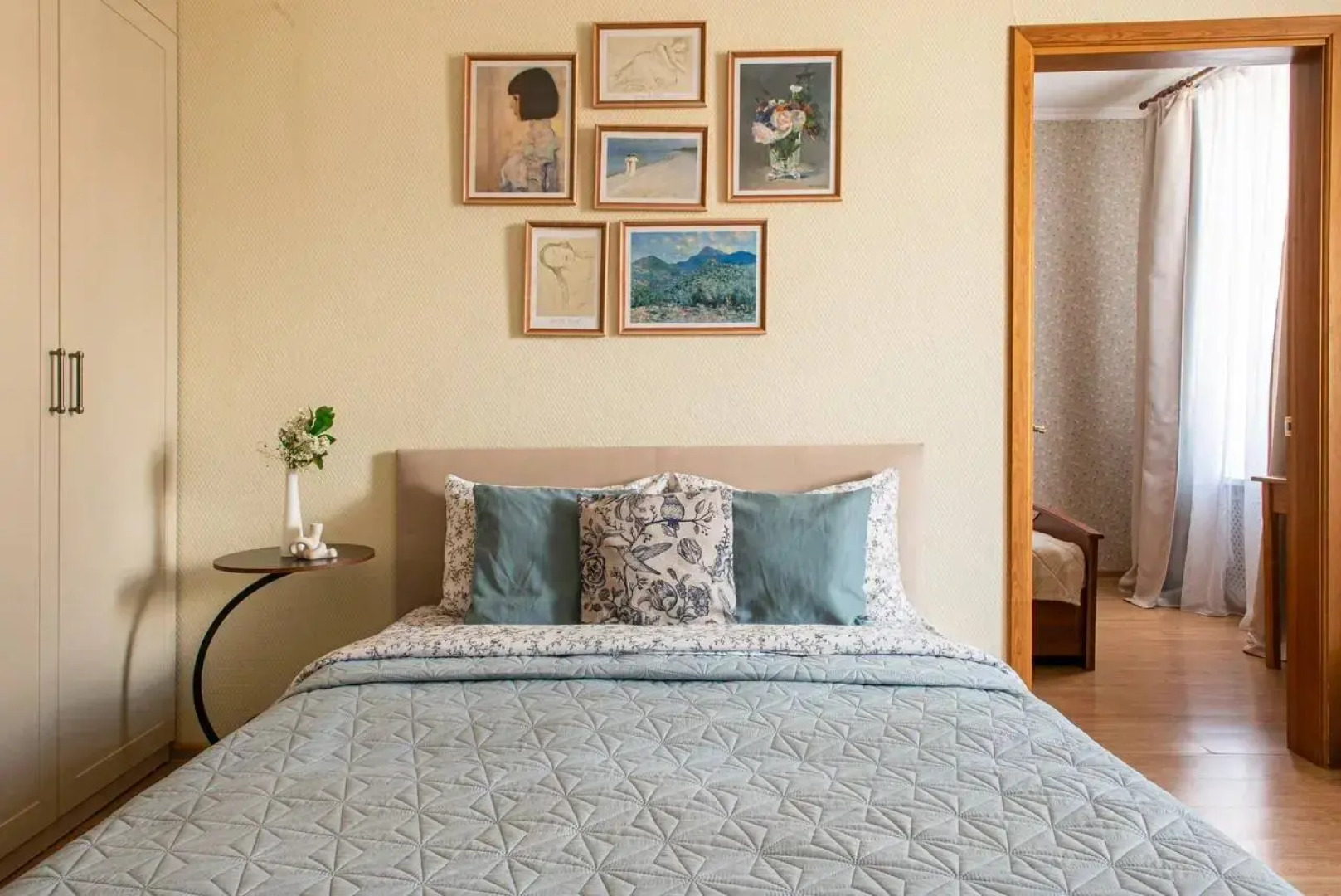 Квартира Двухкомнатная у Кремля с видом на Собор