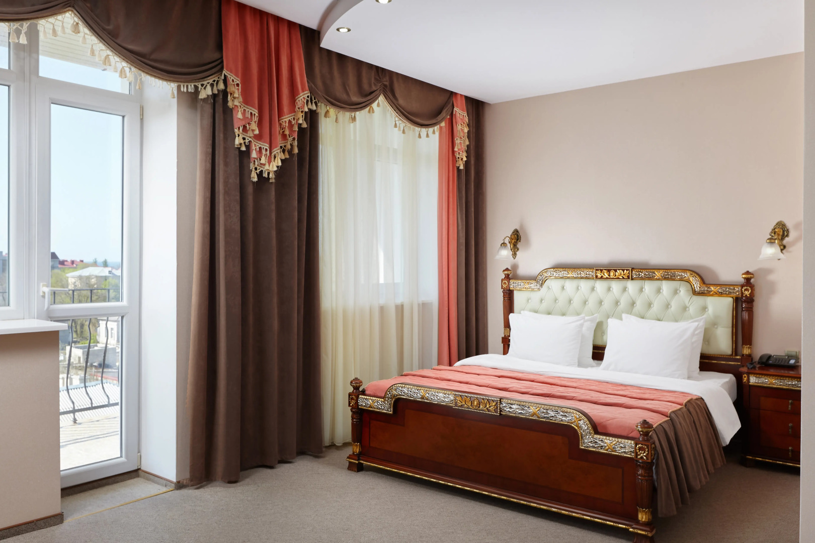 Tes-Hotel Resort & Spa