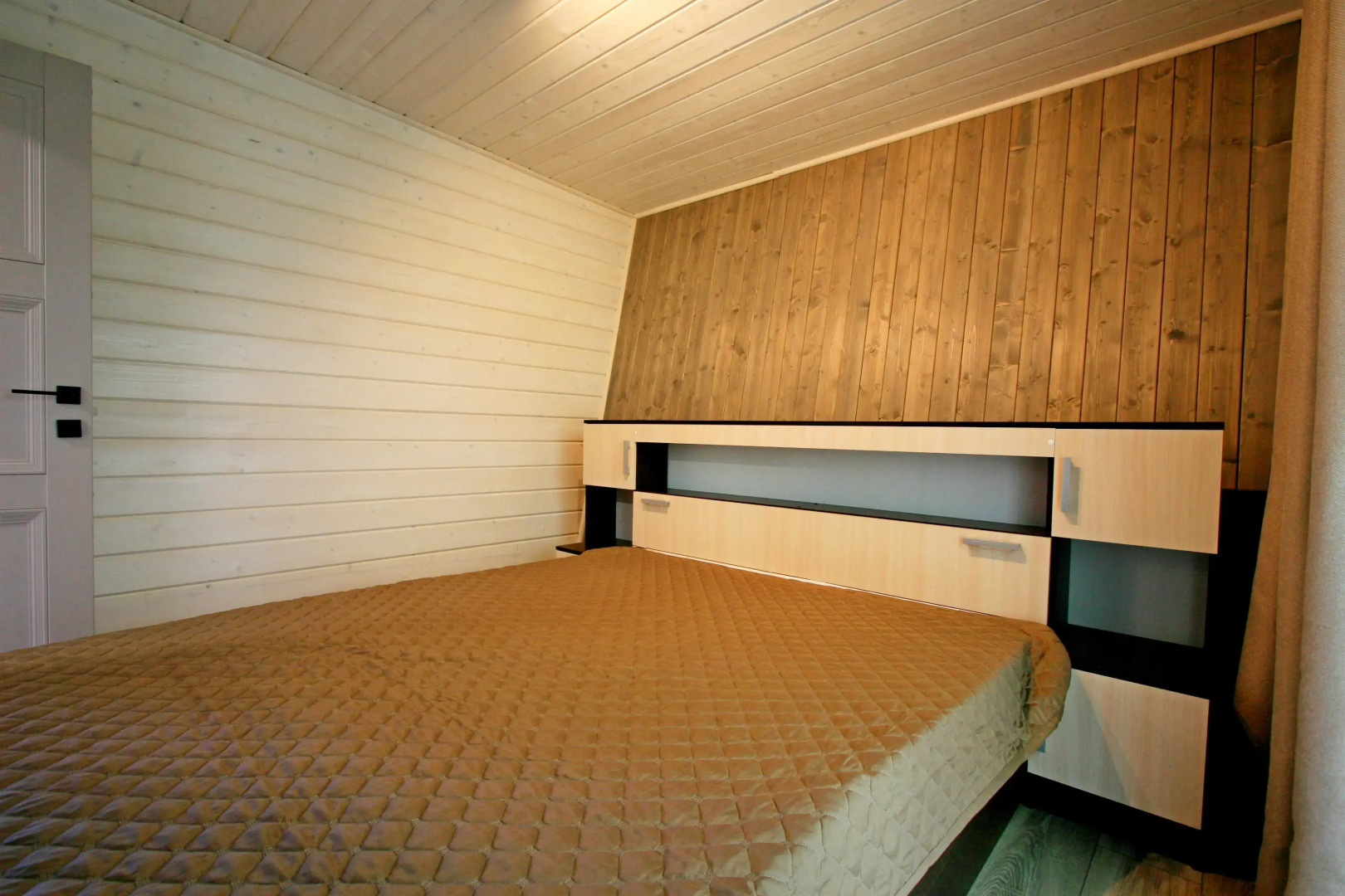 Частный Дом в Аренду Zaimka Трехкомнатный