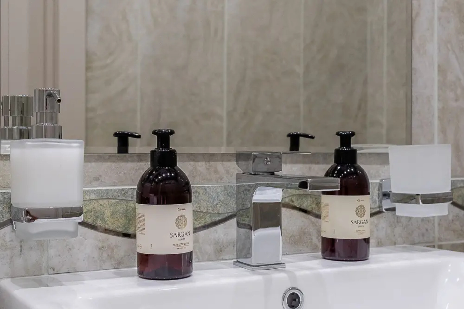 Апартаменты на Коммуны 2