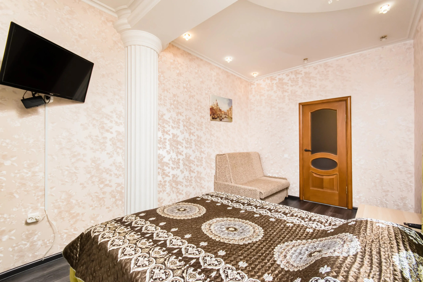 Апартаменты на Тукая 57а