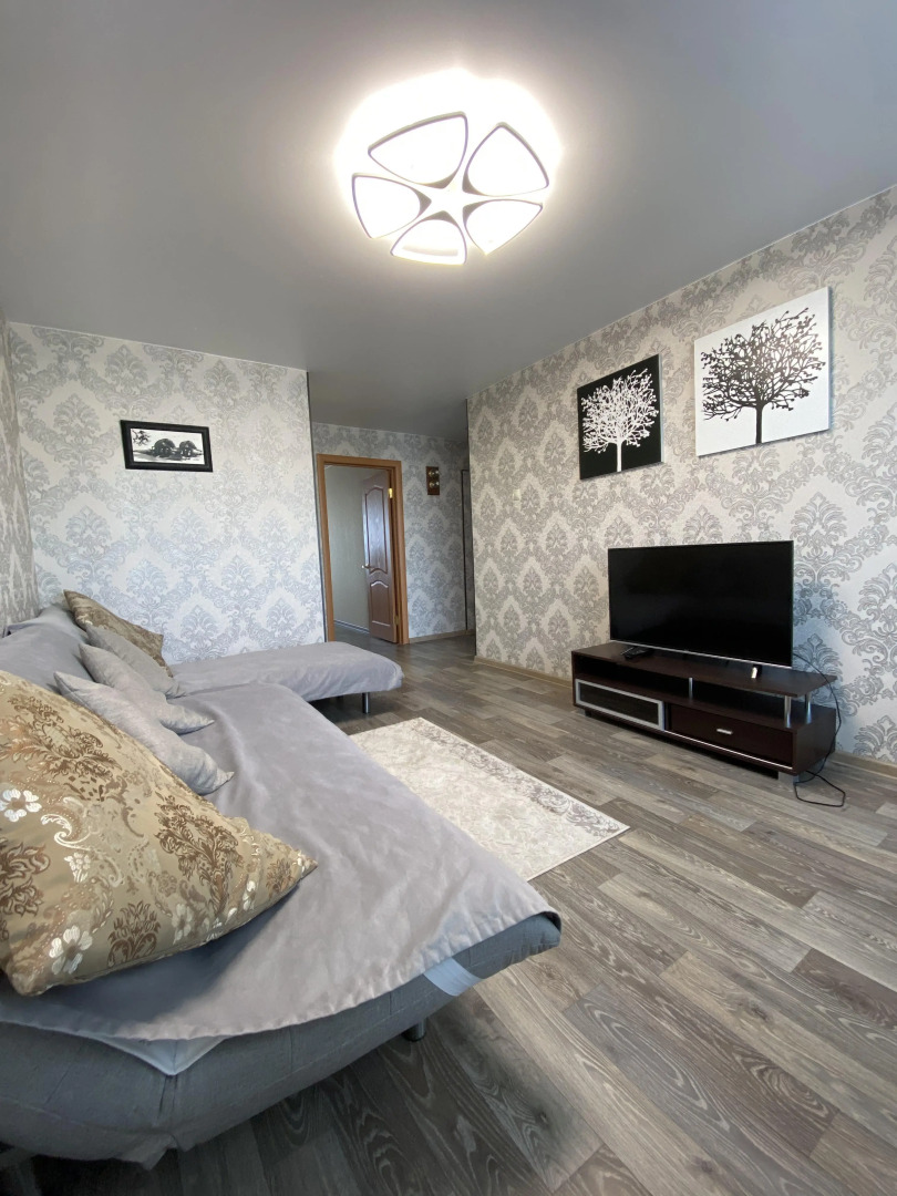 Апартаменты на Рыбаков 2