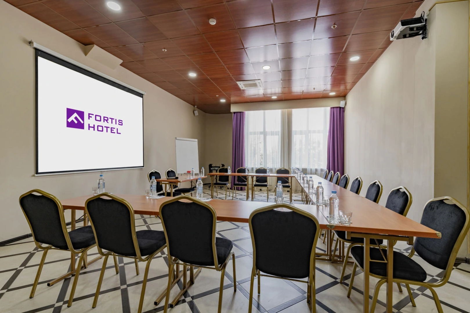 Отель Fortis Hotel Dubrovka