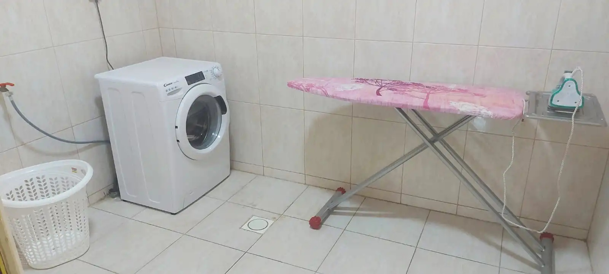 Na Beregu Morya Oae Villa