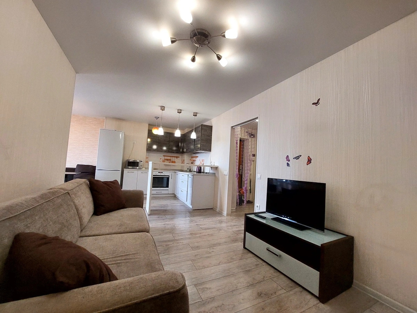 Квартира в центре в новом доме на Революционная 68