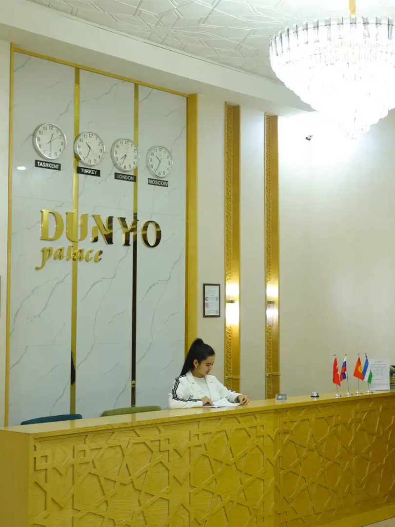 Отель Dunyo Palace