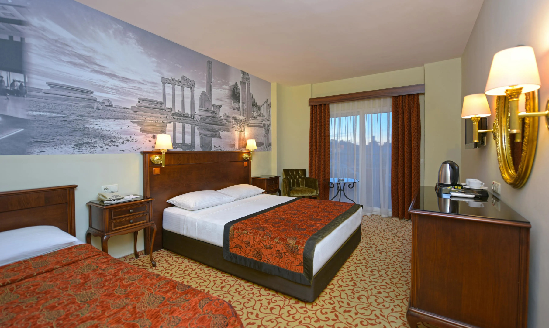 Отель Antique Roman Palace