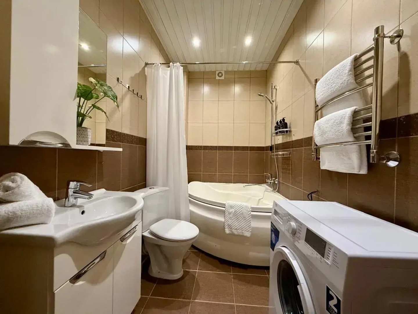 Квартира Ri-apart Трехкомнатная Адлер пер Богдана Хмельницого 10