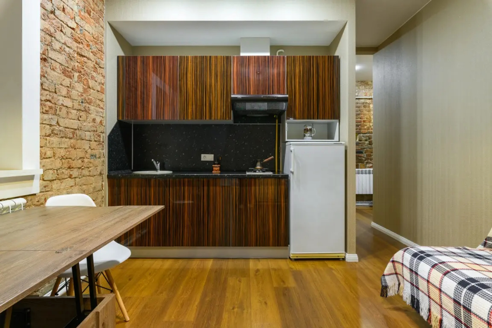 Апартаменты Sergeew Apartments Семейный апартамент в тихом Центре