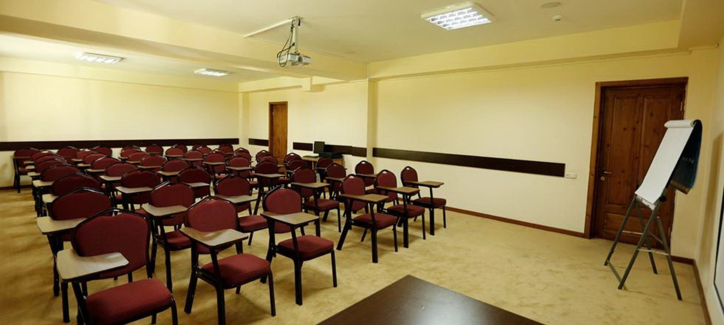 Arthurs Aghveran Resort