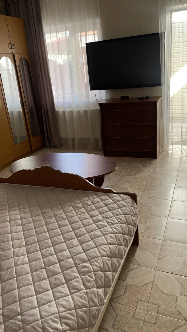 Апартаменты Коммунаров 50