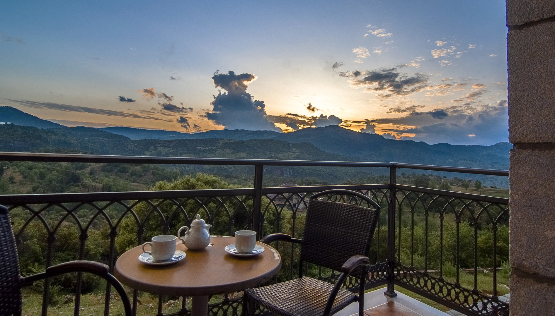 Гостевой дом Aiora Suites