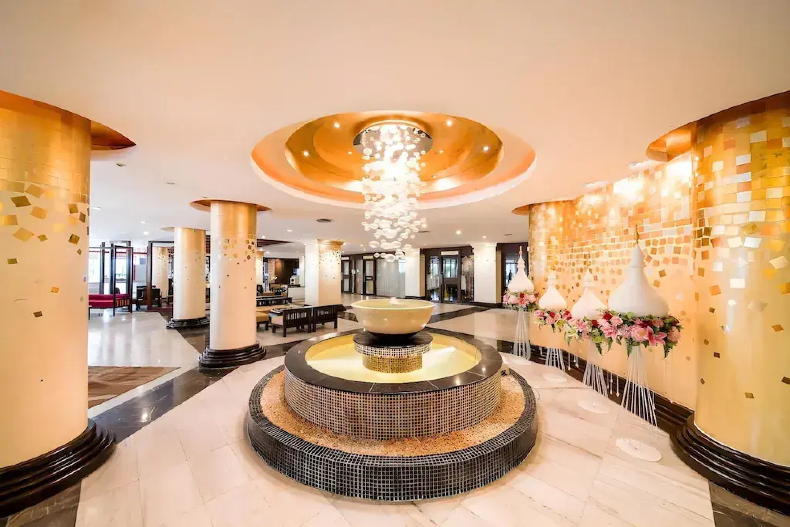 Mountain Beach Resort & Convention Center