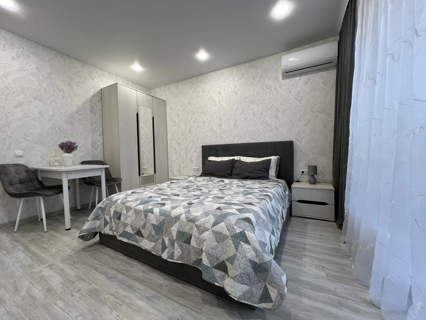 Квартира на Филатова 5