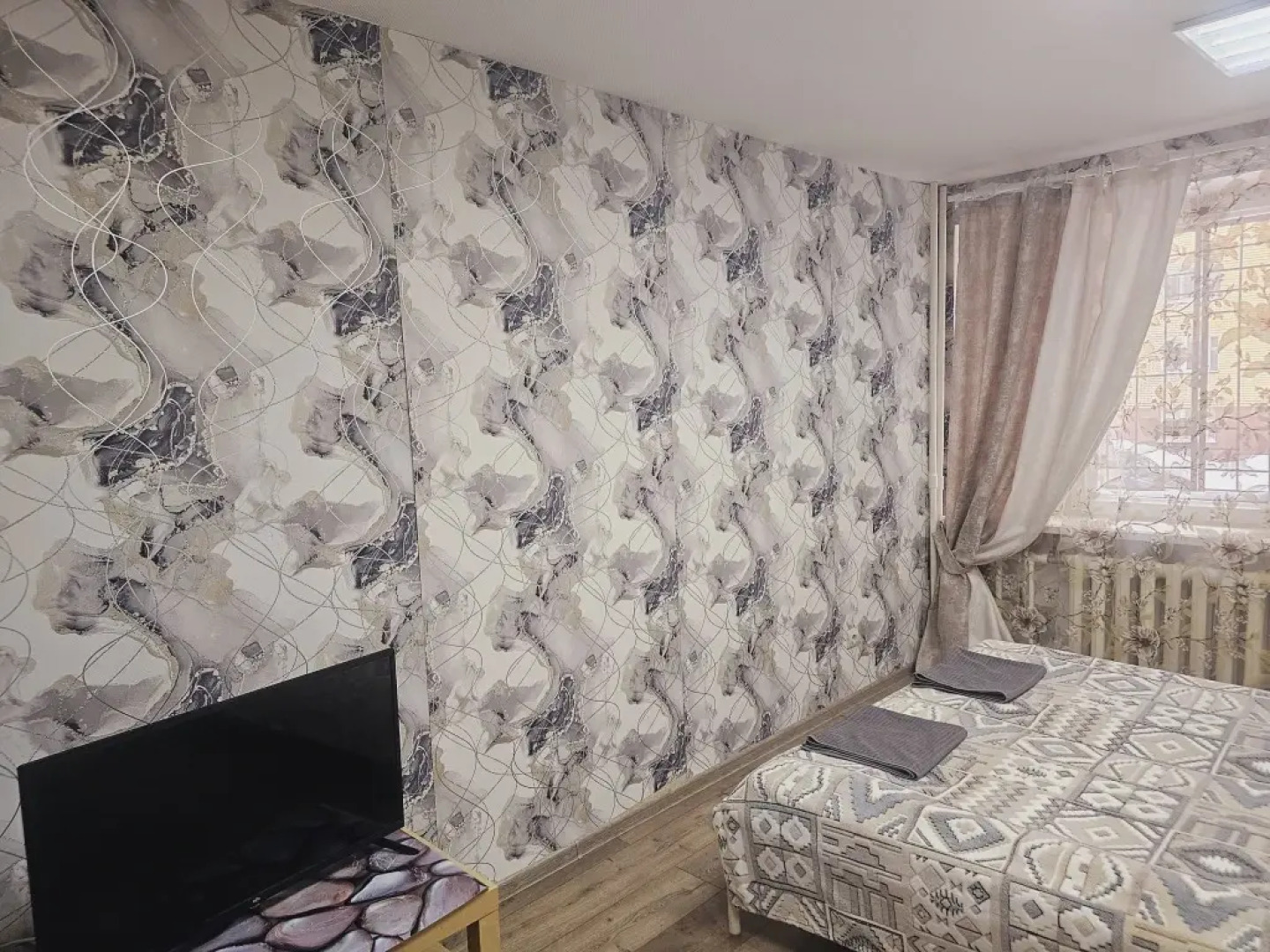 Апартаменты двухкомнатные рядом с парком Швейцария