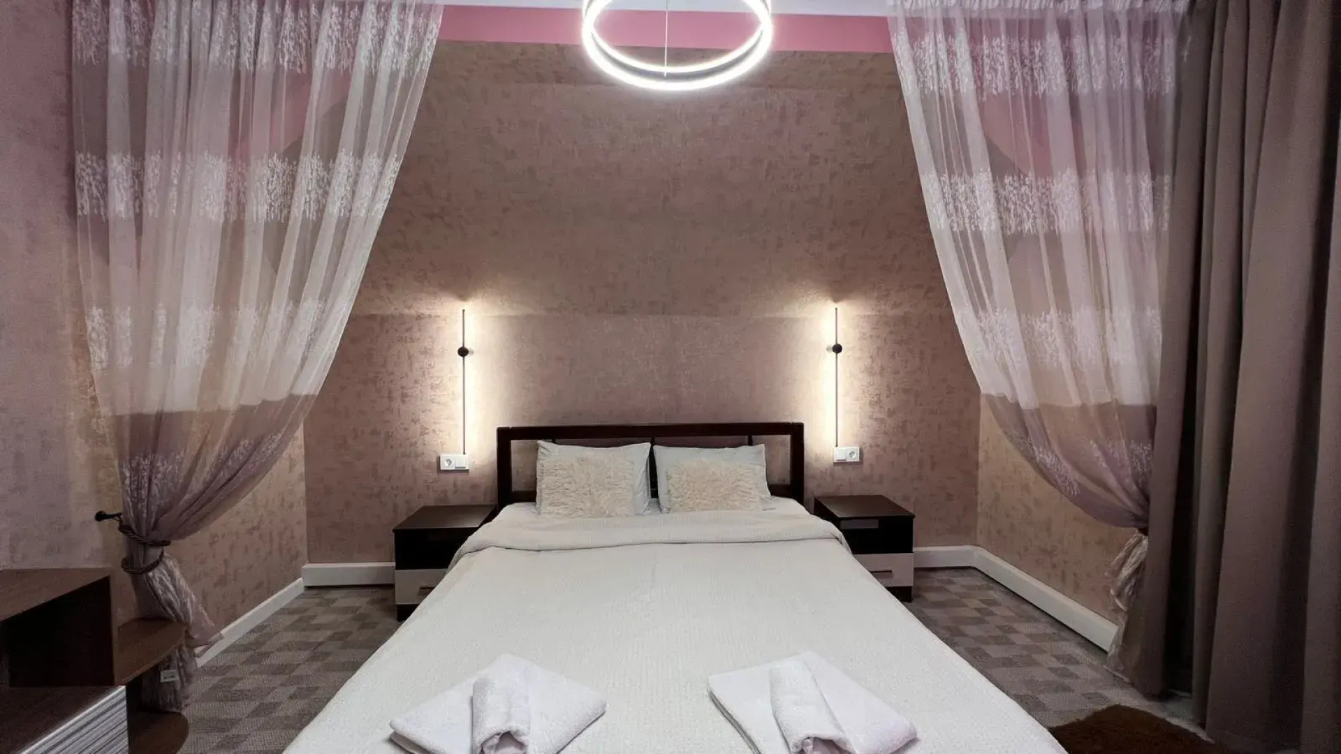 Квартира на Дадаева 1