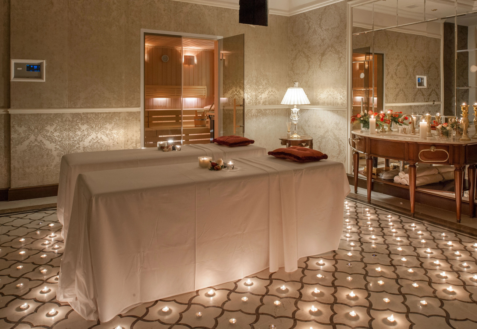 Отель Rixos Khadisha Shymkent