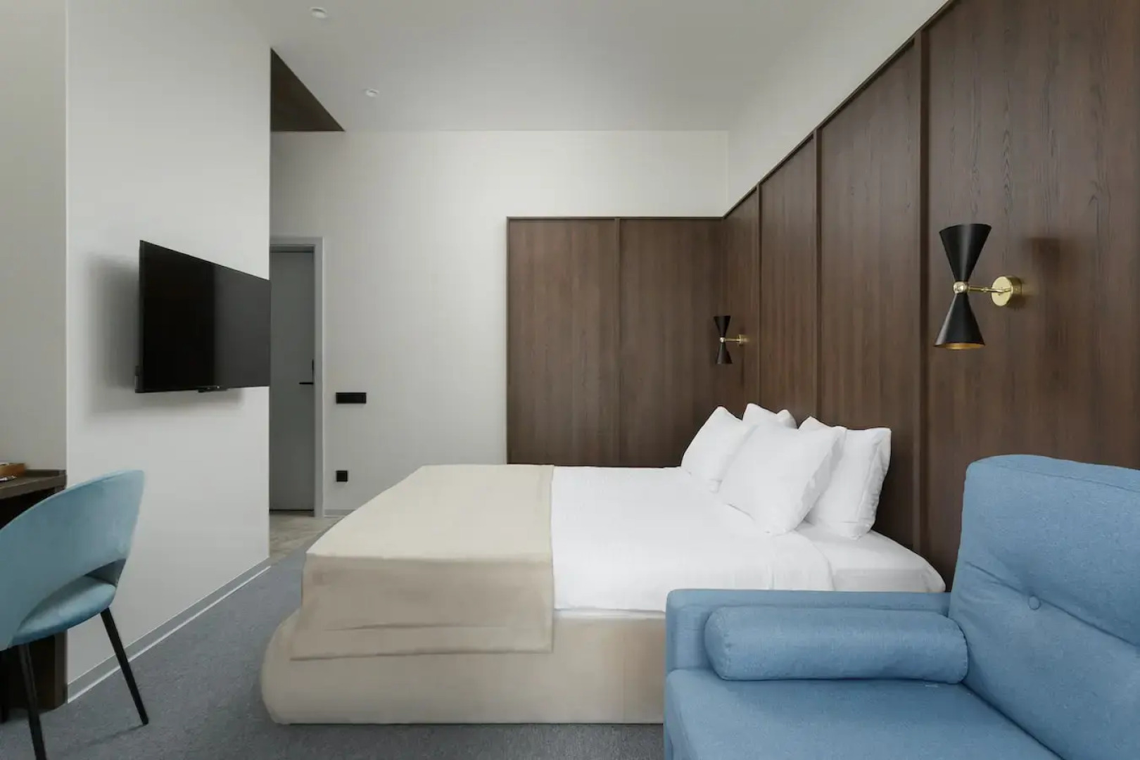 Отель Эльпида