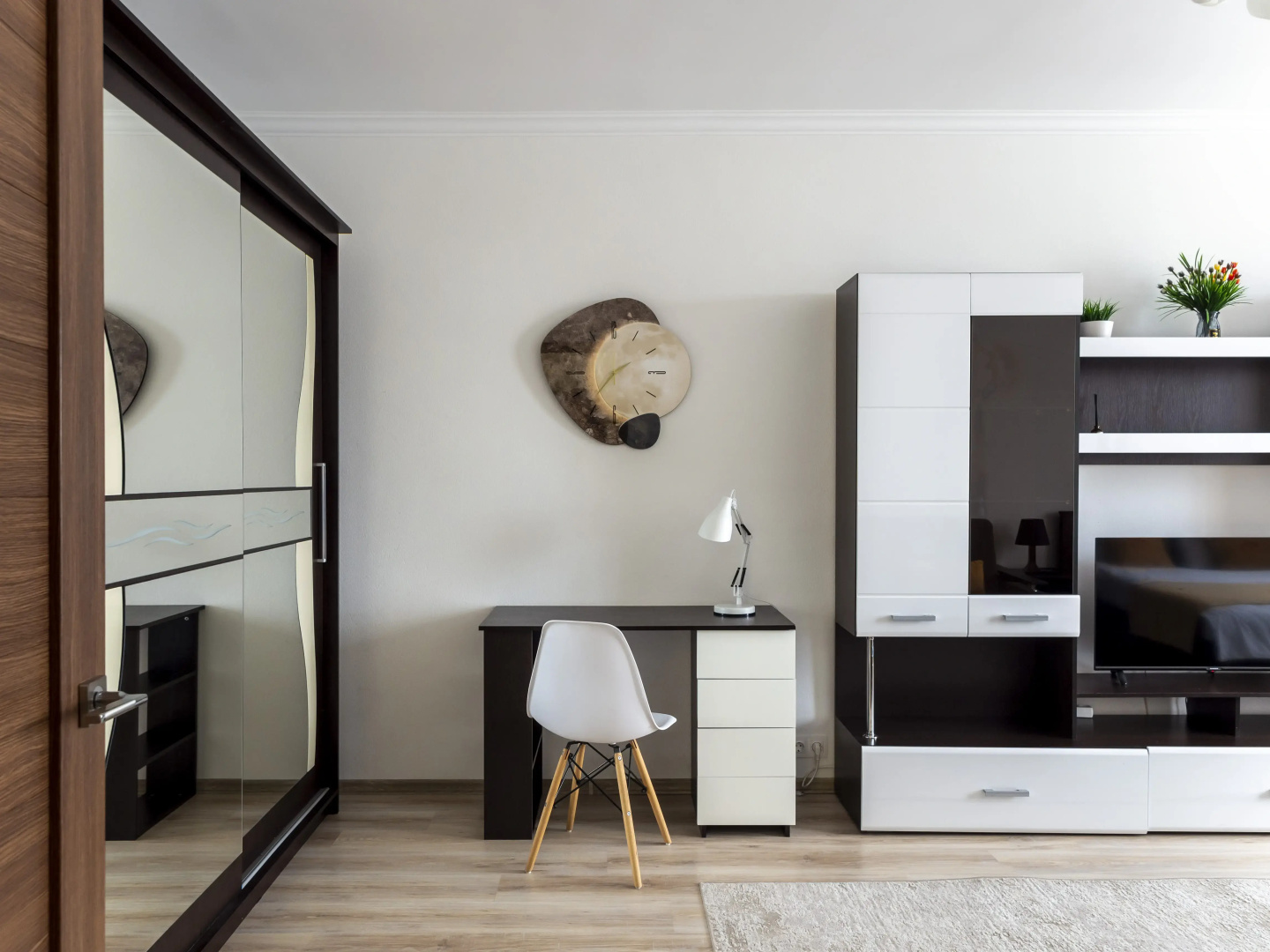 Апартаменты Mira Apartments