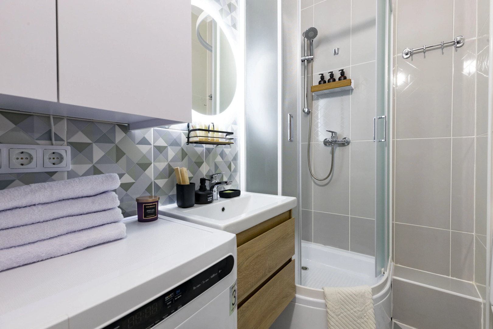 Квартира Уютная дизайнерская студия рядом с Экспофорумом Спб