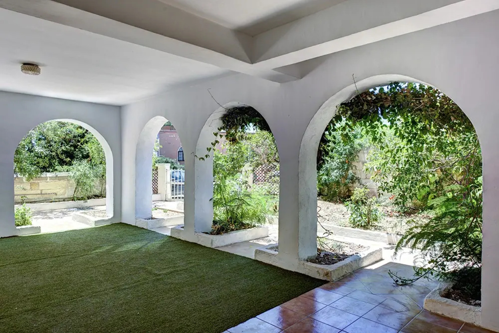 Вилла 050 Fantastic Family Fun Villa St Julians