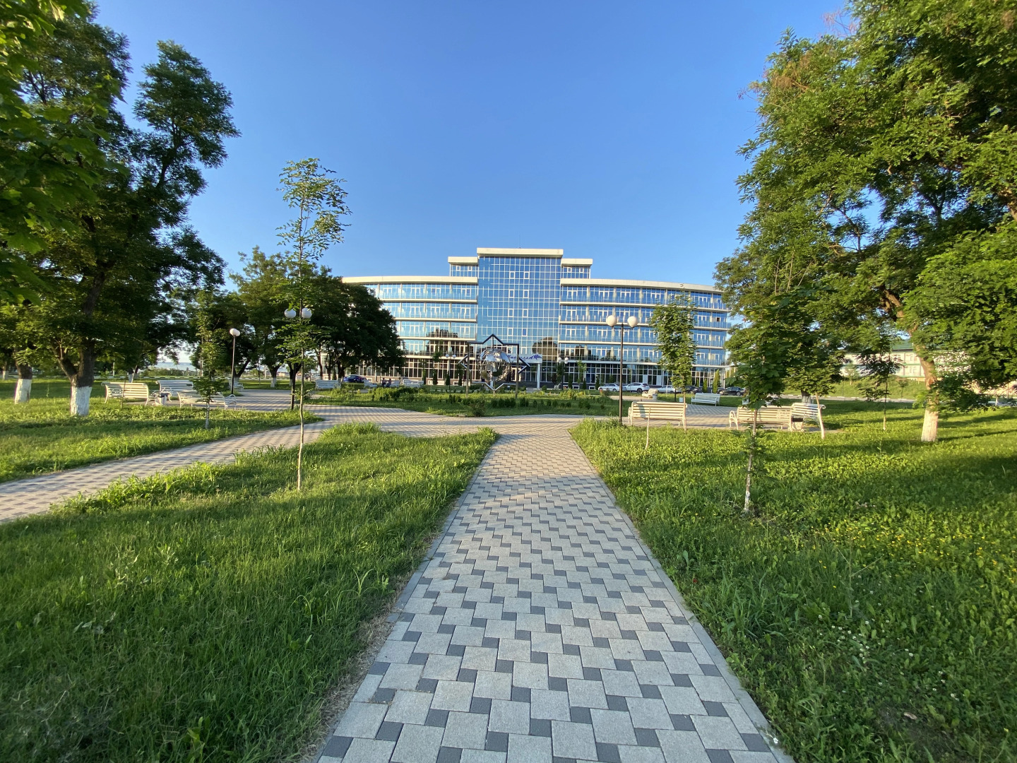 Отель Тийналла