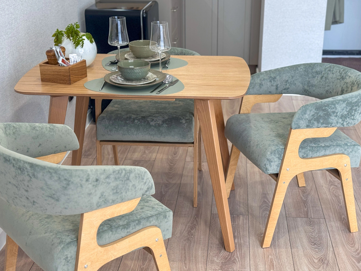 Квартира Грин-стильная дизайнерская в ЖК Самолет