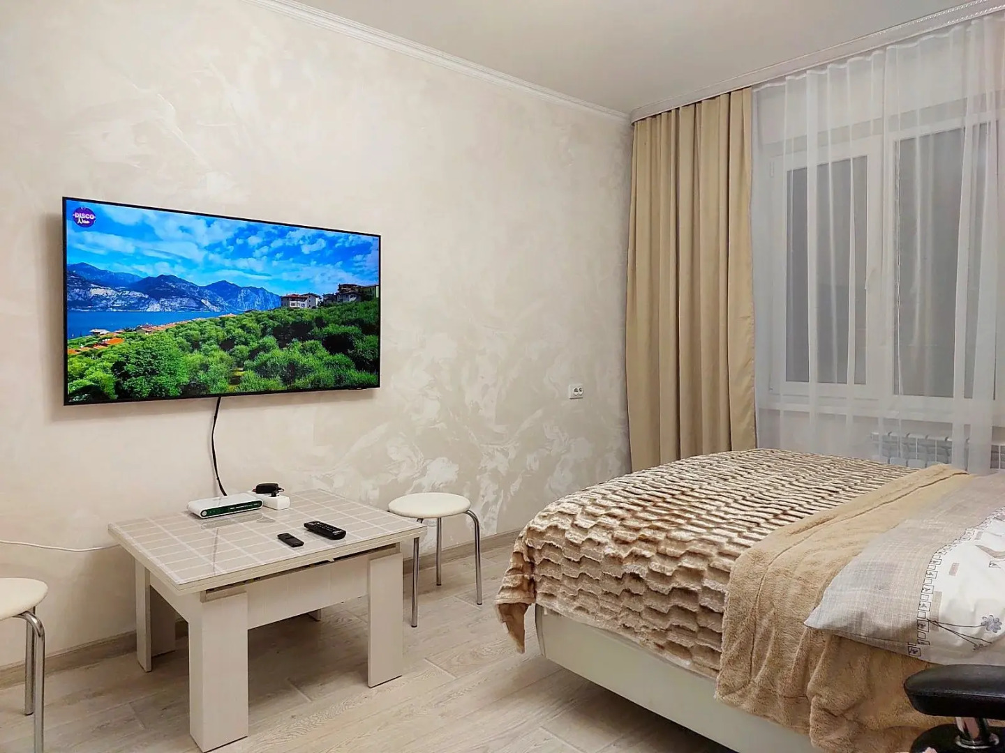 Апартаменты Современная 3-х комнатная квартира