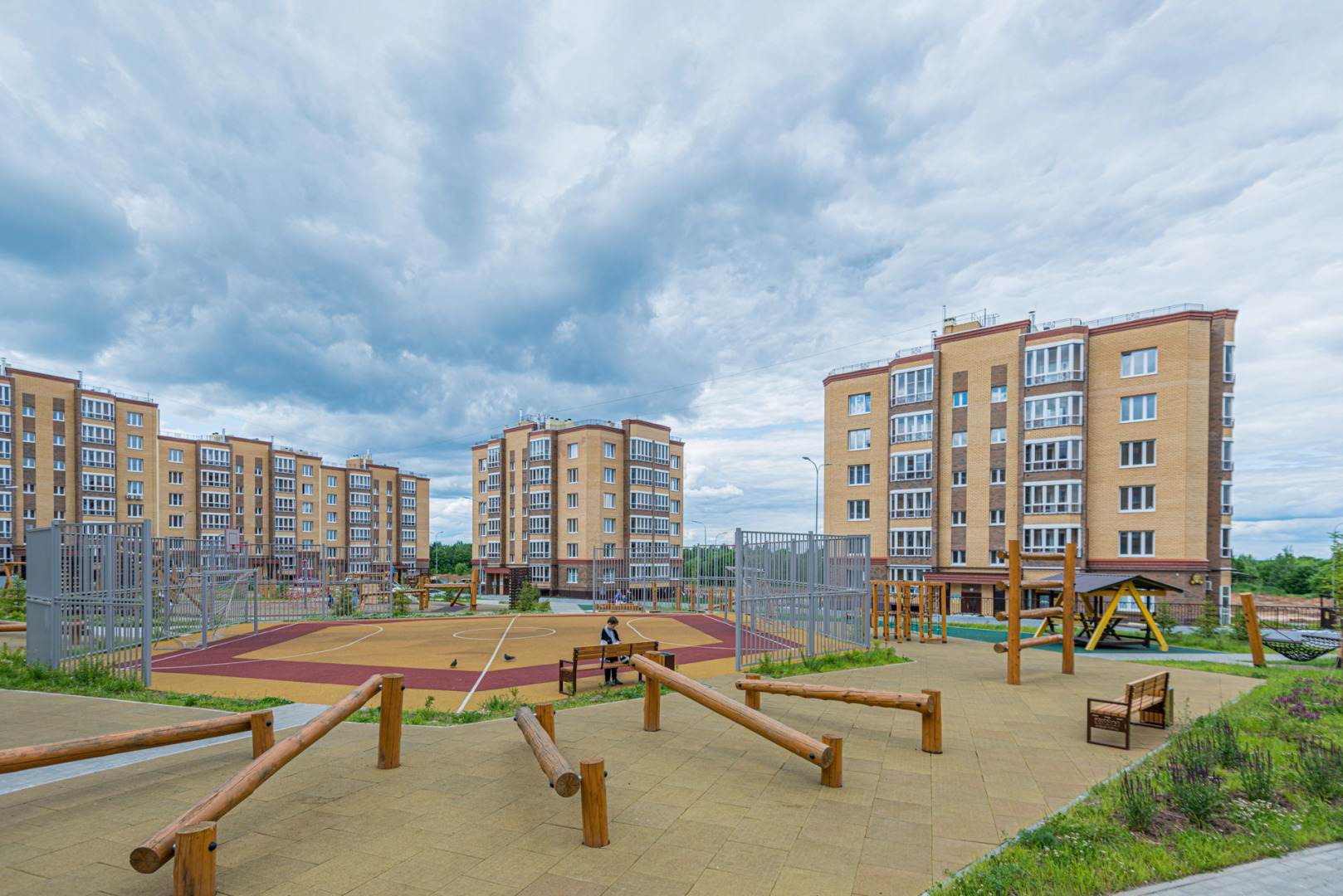 Квартира 1-к в новом мкр. на Новогородской 15 от RentAp, 4 сп.места